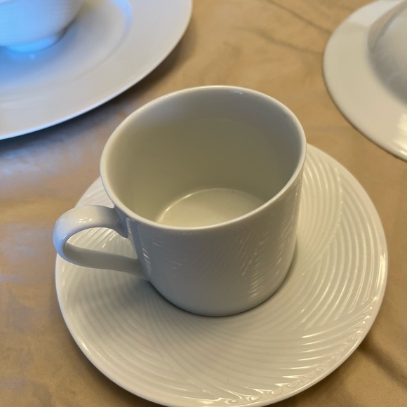 Dansk Tapestries Dinnerware, Service for 12 - Picture 3 of 9